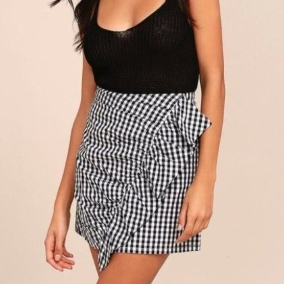 Lulu's Collegiate Gingham Ruffle Mini Skirt - Picture 3 of 6